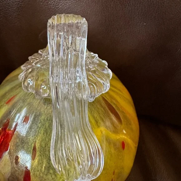 Blown glass ornament ready to hang NWOT - Picture 3 of 6